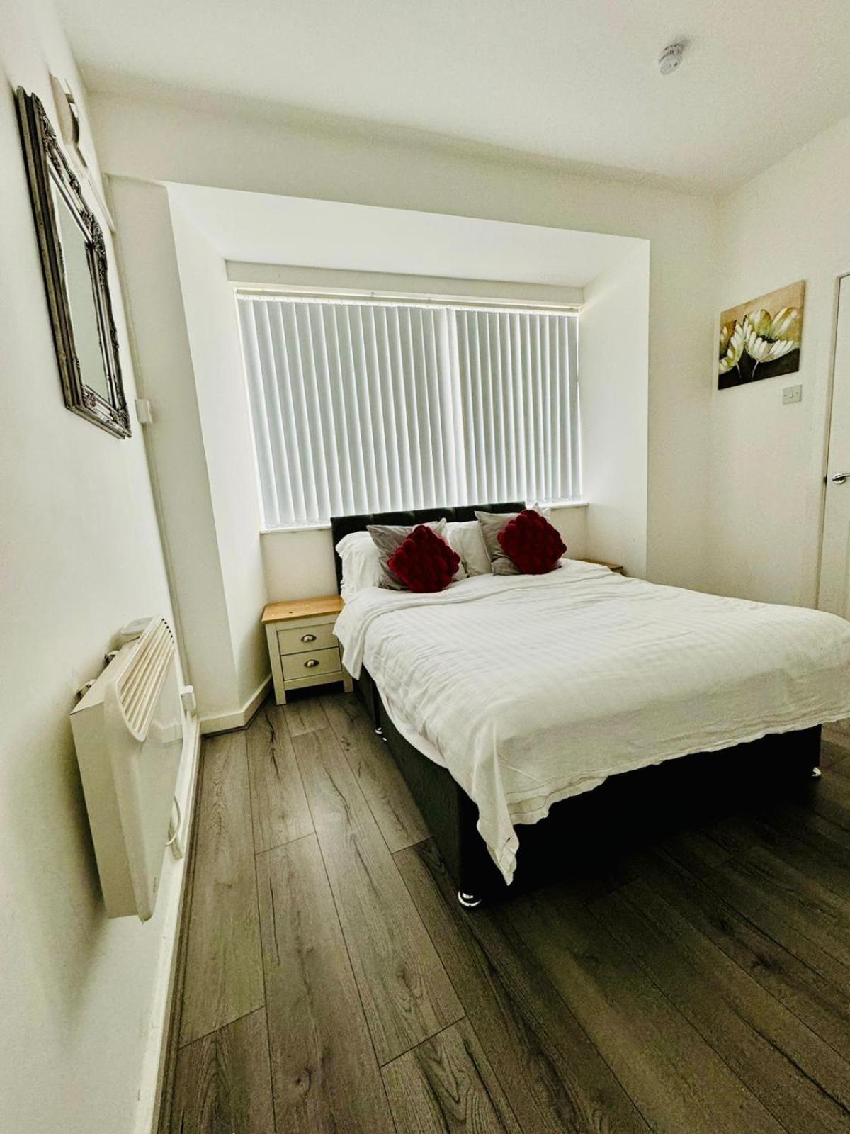 The Belmont Suite Sasco Apartments Блекпул Номер фото